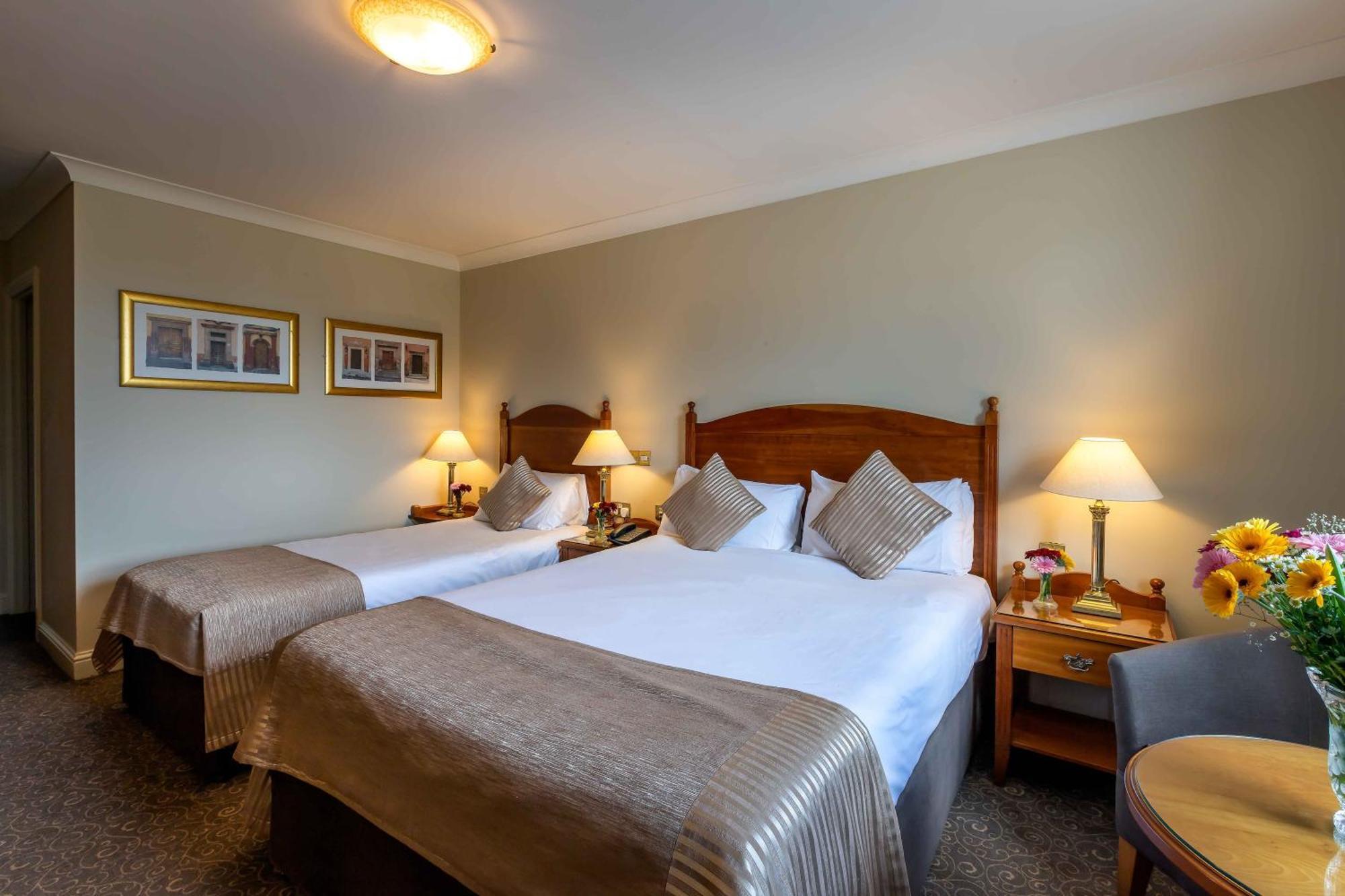 The Newgrange Hotel Navan Eksteriør bilde